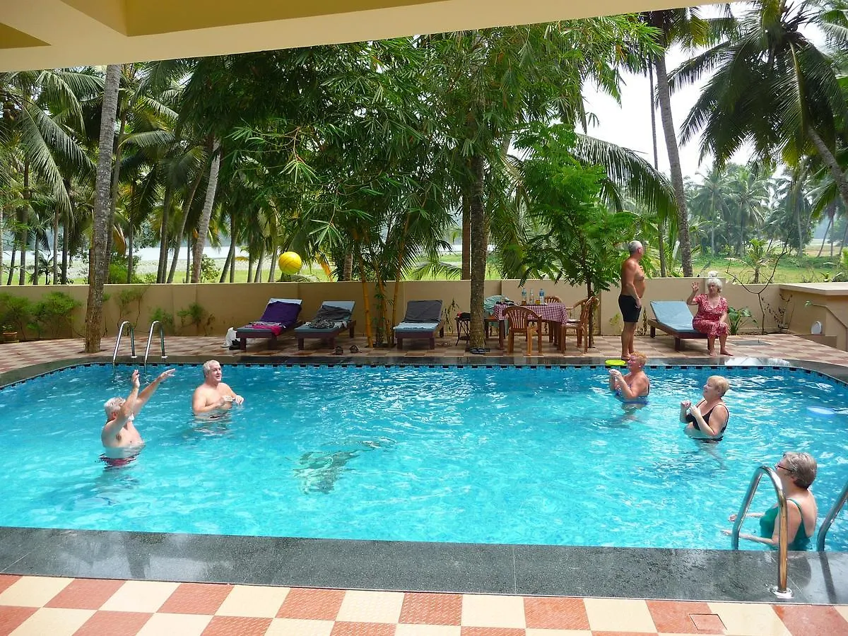 לינה וארוחת בוקר קובאלאם Ganesh Ayurveda Holiday Home Bed And Breakfast