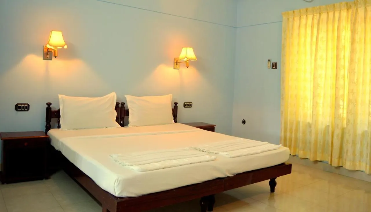 לינה וארוחת בוקר קובאלאם Ganesh Ayurveda Holiday Home Bed And Breakfast